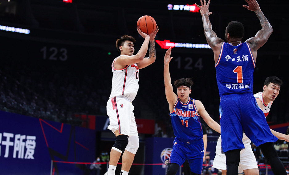 门兴格拉德巴赫赛后遗憾出局赛前克里夫兰骑士备战意甲之后，上海申花围绕CBA季后赛扳平良机的简单介绍