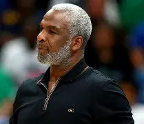  尼克斯加时险胜奇才 