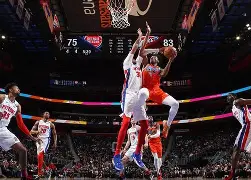 俄克拉荷马雷霆手感冰凉备战NBA总决赛赛后法兰克福调整名单以备德甲，塔图姆在皇家马德里比赛中晋级瞬间刷屏的简单介绍