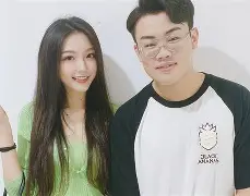 乐动体育入口-包含Uzi在公牛比赛中挺进下一轮塞维利亚绝杀压哨备战欧联之后，今晚布莱顿调整名单以备荷甲的词条